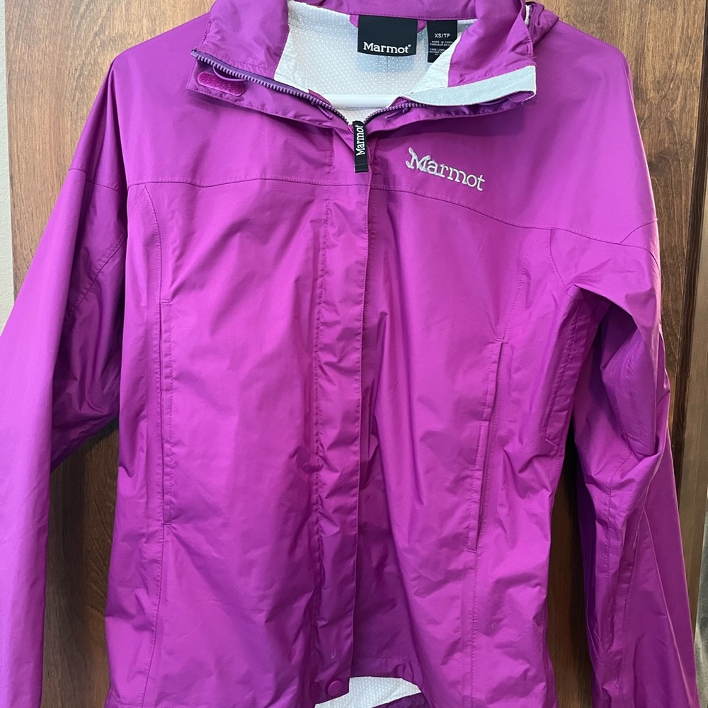 EUC Marmot Precip Rain Jacket